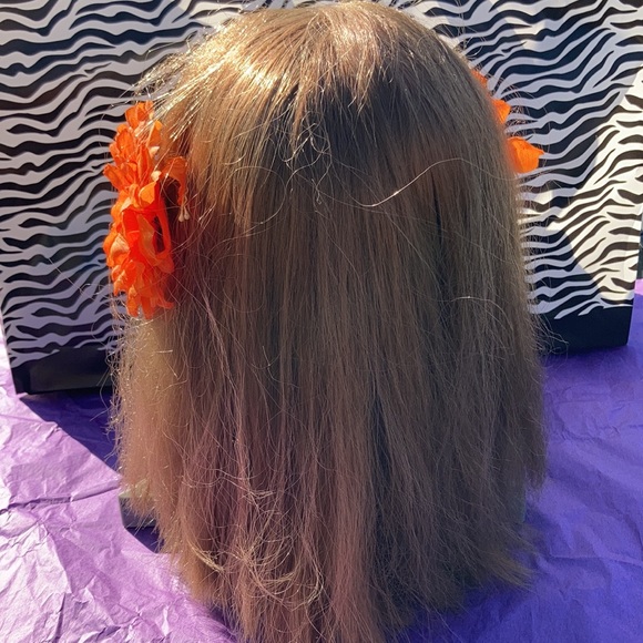 VINTAGE LA MUERTE BRATZ DOLL HEAD AND STAND - Picture 8 of 11